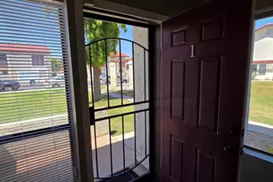 2831 E Waltann Ln, Phoenix, AZ 85032 - Photo 21