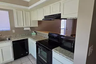 2831 E Waltann Ln, Phoenix, AZ 85032 - Photo 9