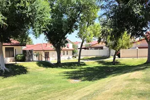 2831 E Waltann Ln, Phoenix, AZ 85032 - Photo 5