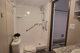 17825 N 7th St, Phoenix, AZ 85022 - Photo 33