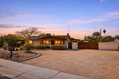 12042 N 30th Place, Phoenix, AZ 85028 - Photo 1