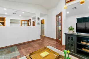 12042 N 30th Pl, Phoenix, AZ 85028 - Photo 7