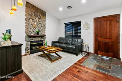 12042 N 30th Place, Phoenix, AZ 85028 - Photo 9