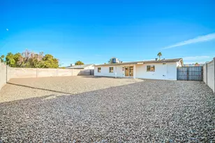 3430 E Poinsettia Dr, Phoenix, AZ 85028 - Photo 17