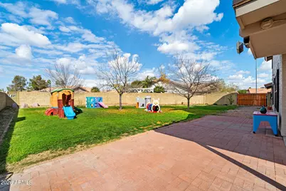 5424 E Emerald Avenue, Mesa, AZ 85206 - Photo 9