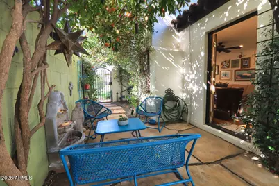 1621 N 11th Avenue, Phoenix, AZ 85007 - Photo 11