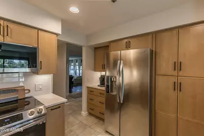 10080 E Mountainview Lake Drive #204, Scottsdale, AZ 85258 - Photo 7