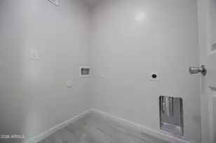 2121 W Adams St, Phoenix, AZ 85009 - Photo 17