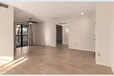 9270 E Mission Lane #214, Scottsdale, AZ 85258 - Photo 3