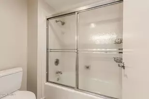 9270 E Mission Ln, Scottsdale, AZ 85258 - Photo 17