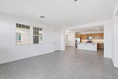 10034 W Piccadilly Road, Avondale, AZ 85392 - Photo 13