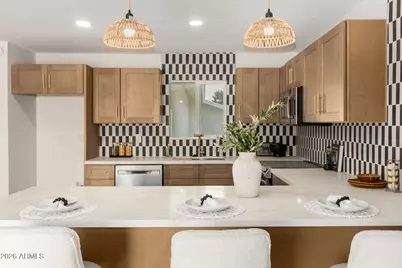 516 E Greenway Drive, Tempe, AZ 85282 - Photo 11