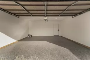 516 E Greenway Dr, Tempe, AZ 85282 - Photo 25