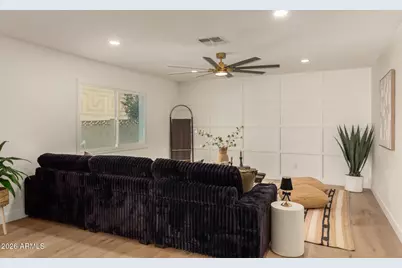 516 E Greenway Drive, Tempe, AZ 85282 - Photo 3