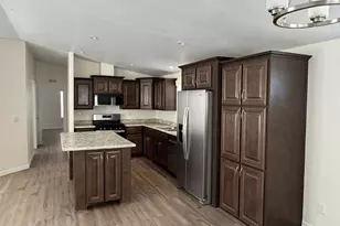 4123 N Cowlic Rd, Golden Valley, AZ 86413 - Photo 5