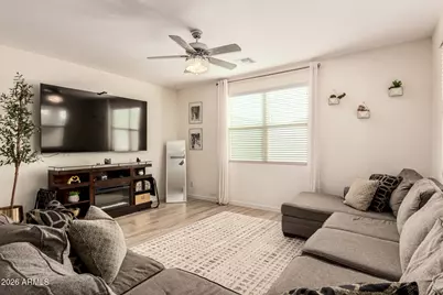 12475 W Palmaire Avenue, Glendale, AZ 85307 - Photo 9