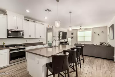 12475 W Palmaire Avenue, Glendale, AZ 85307 - Photo 13