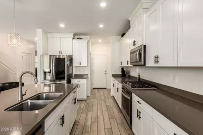 12475 W Palmaire Avenue, Glendale, AZ 85307 - Photo 11