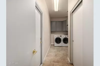 10109 W Denton Lane, Glendale, AZ 85307 - Photo 31