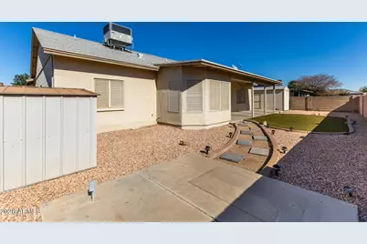 10109 W Denton Lane, Glendale, AZ 85307 - Photo 43