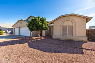 10109 W Denton Ln, Glendale, AZ 85307 - Photo 5