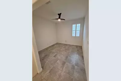 18541 W Mescal Street, Surprise, AZ 85388 - Photo 17