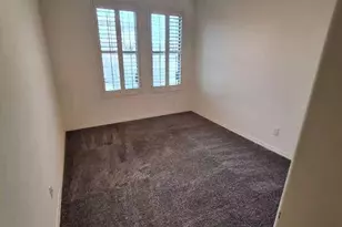 18541 W Mescal St, Surprise, AZ 85388 - Photo 27