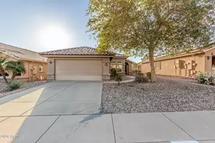 554 S 233rd Dr, Buckeye, AZ 85326 - Photo 5