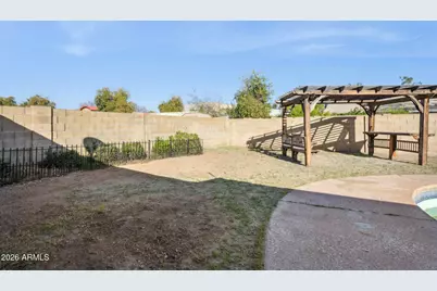 10037 N 43rd Avenue, Phoenix, AZ 85051 - Photo 15