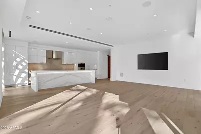 6587 N Palmeraie Boulevard #1008, Paradise Valley, AZ 85253 - Photo 15