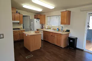 18415 S Henry Coe Rd, Peeples Valley, AZ 86332 - Photo 7