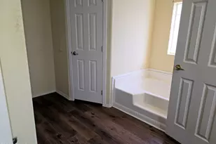 18415 S Henry Coe Rd, Peeples Valley, AZ 86332 - Photo 5