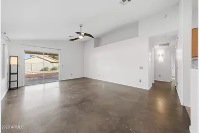 10432 W Reade Avenue, Glendale, AZ 85307 - Photo 7