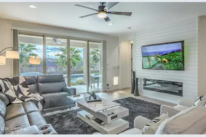 7727 W Agora Lane, Phoenix, AZ 85043 - Photo 17