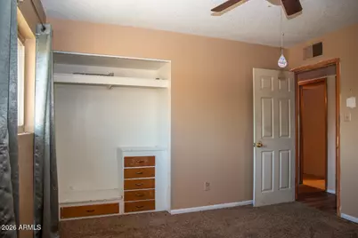 6001 W Earll Drive, Phoenix, AZ 85033 - Photo 13