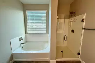 1099 S Peden Dr, Chandler, AZ 85286 - Photo 17