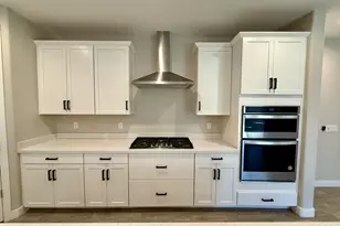 1099 S Peden Dr, Chandler, AZ 85286 - Photo 13