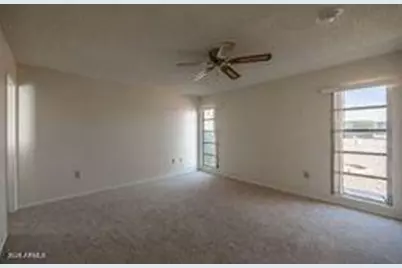 11036 W Oak Ridge Road, Sun City, AZ 85351 - Photo 9