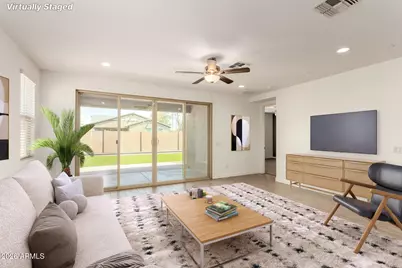 130 E Elmwood Place E, Chandler, AZ 85249 - Photo 11