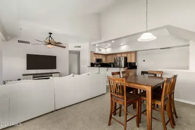 20660 N 40th Street #2124, Phoenix, AZ 85050 - Photo 9