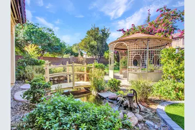 12562 W Miner Trail, Peoria, AZ 85383 - Photo 17