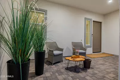 17210 W Gracemont Street, Surprise, AZ 85388 - Photo 5