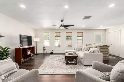 1721 S Shafer Drive, Tempe, AZ 85281 - Photo 9