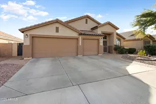 13367 W Lisbon Ln, Surprise, AZ 85379 - Photo 3