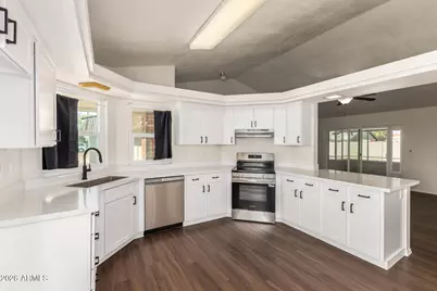 7920 W Columbine Drive, Peoria, AZ 85381 - Photo 5