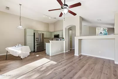 10809 W Rio Vista Lane, Avondale, AZ 85323 - Photo 13