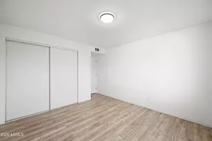 8217 West Campbell Ave, Phoenix, AZ 85033 - Photo 17