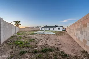 8217 West Campbell Ave, Phoenix, AZ 85033 - Photo 41