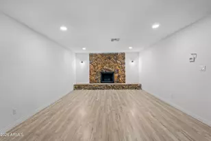 8217 West Campbell Ave, Phoenix, AZ 85033 - Photo 9