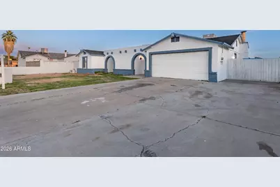 8217 W Campbell Avenue, Phoenix, AZ 85033 - Photo 1